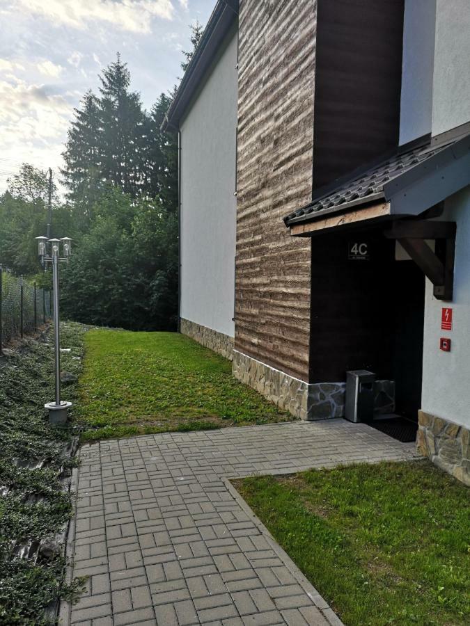 斯克拉斯卡波伦巴Platynowy公寓 外观 照片